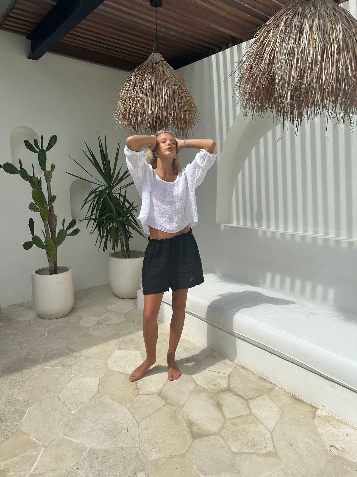 Hanna Linen Shorts Black